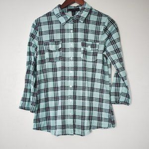 Green & black plaid button up 3/4 sleeve shirt, very soft, by French Laundry